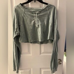 Cropped long sleeve